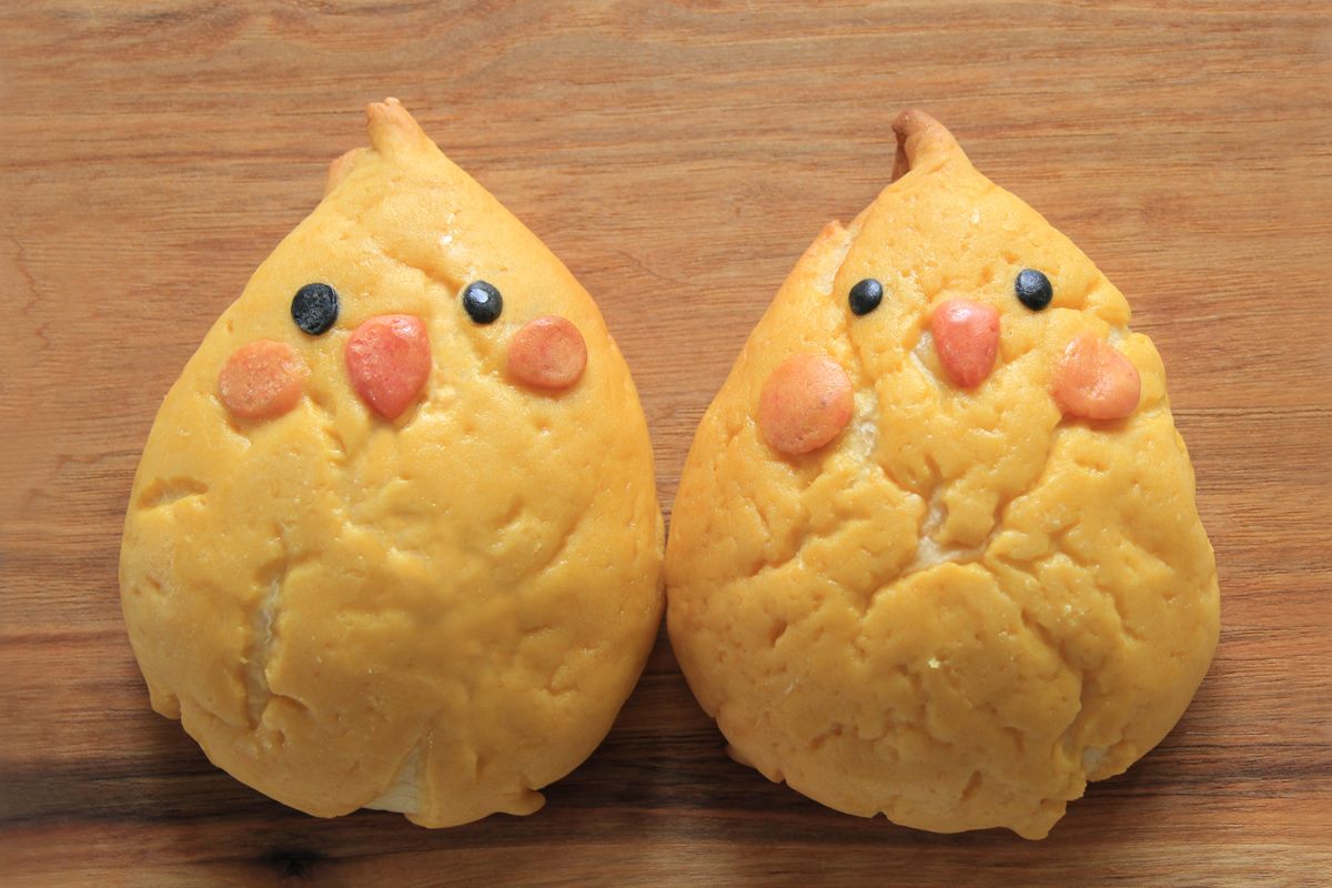 粉ふきオカメロンパン