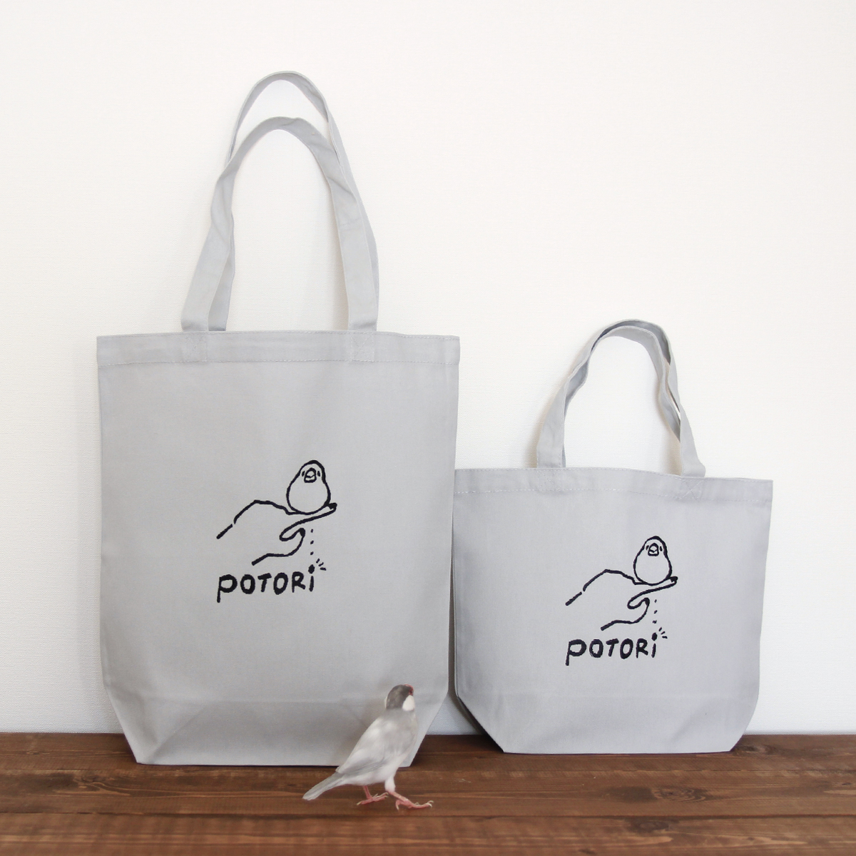 文鳥ポトリ刺繍トートバッグ